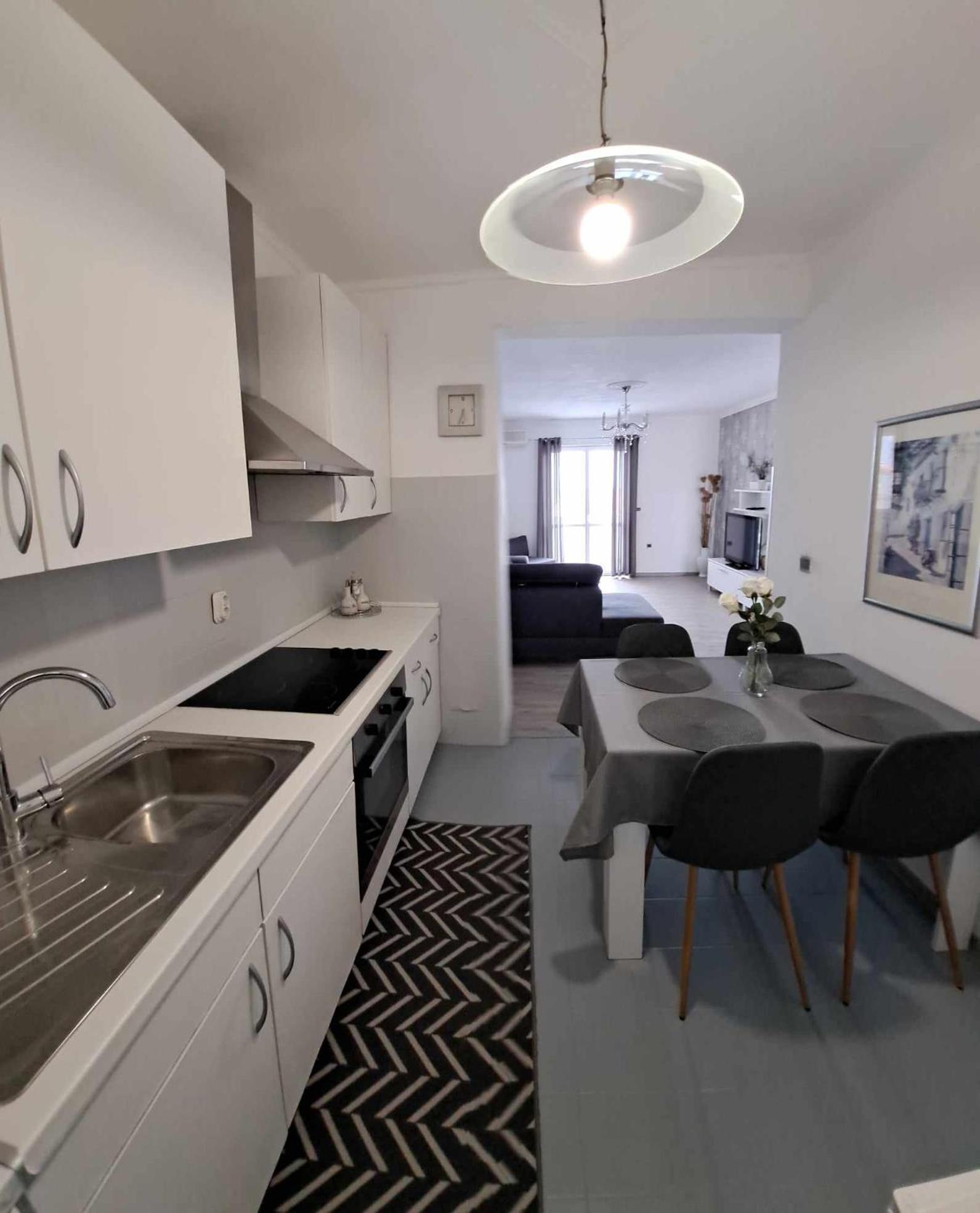 Royal Apartments Sandra Štinjan Εξωτερικό φωτογραφία