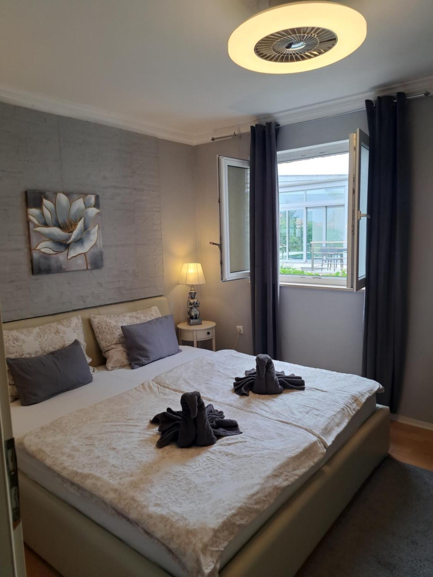 Royal Apartments Sandra Štinjan Εξωτερικό φωτογραφία