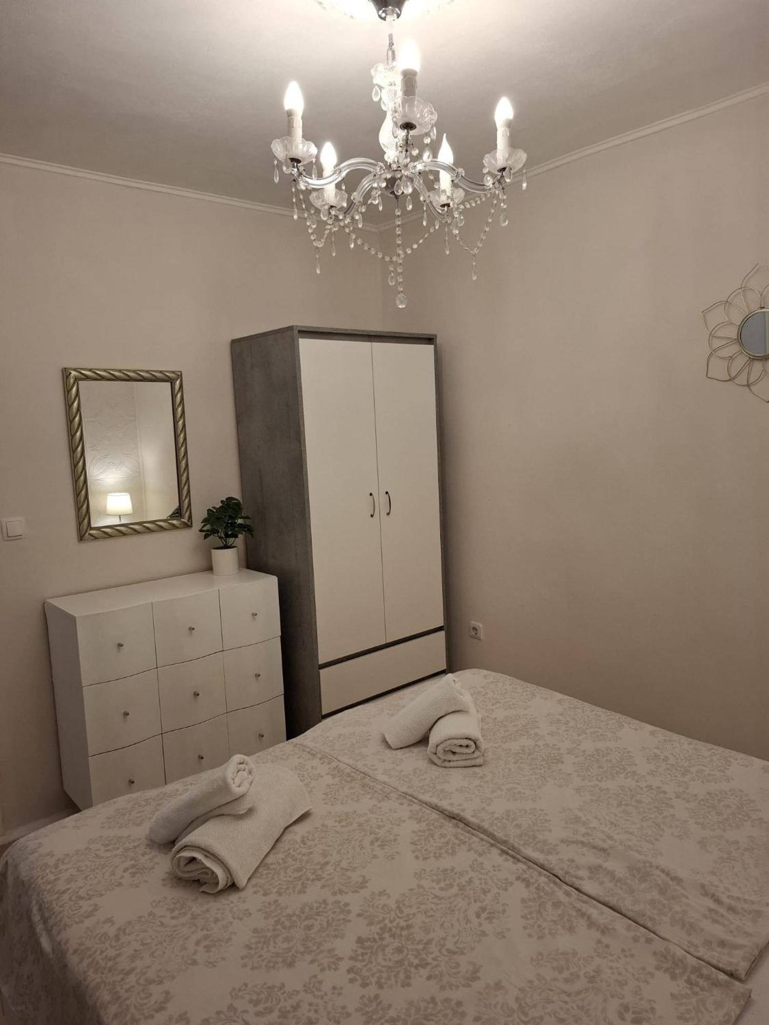 Royal Apartments Sandra Štinjan Εξωτερικό φωτογραφία