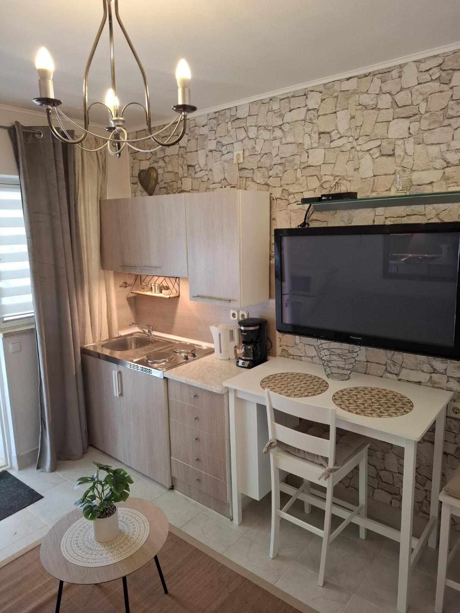 Royal Apartments Sandra Štinjan Εξωτερικό φωτογραφία